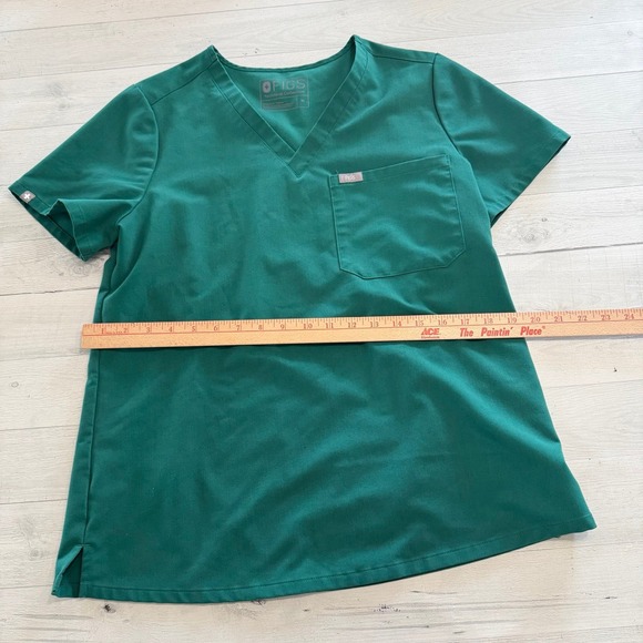 Figs scrub set pants and matching top hunter green womens size medium - Picture 4 of 11